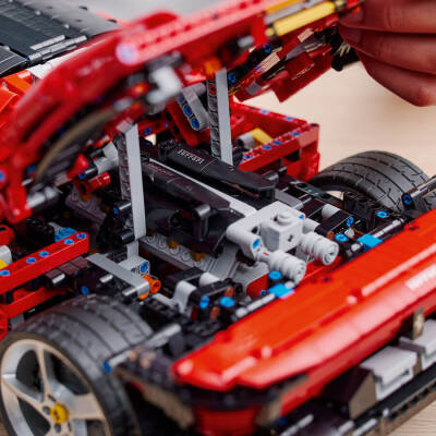 42143 LEGO Technic Ferrari Daytona SP3, Yetişkinler için bir Süper Araba Modeli Yapım ve Sergileme - 9