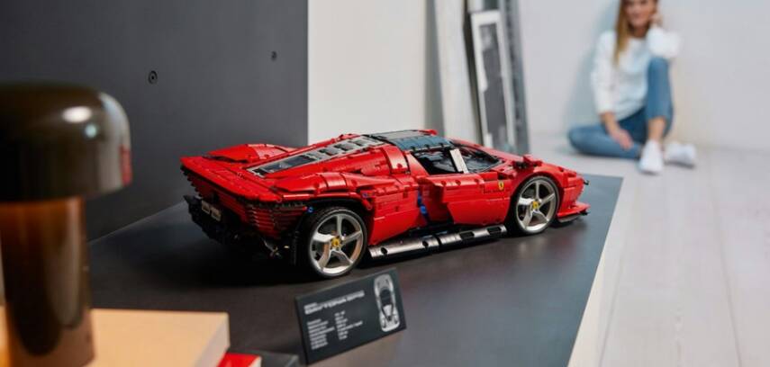 42143 LEGO Technic Ferrari Daytona SP3, Yetişkinler için bir Süper Araba Modeli Yapım ve Sergileme - 10