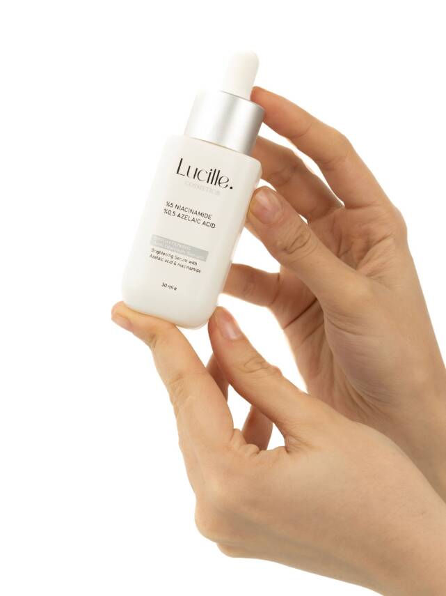 Lucille Aydınlatıcı Leke Serumu – Niacinamide İçerikli 30 ml | Eşit Ton & Işıltılı Cilt | %100 Vegan - 10