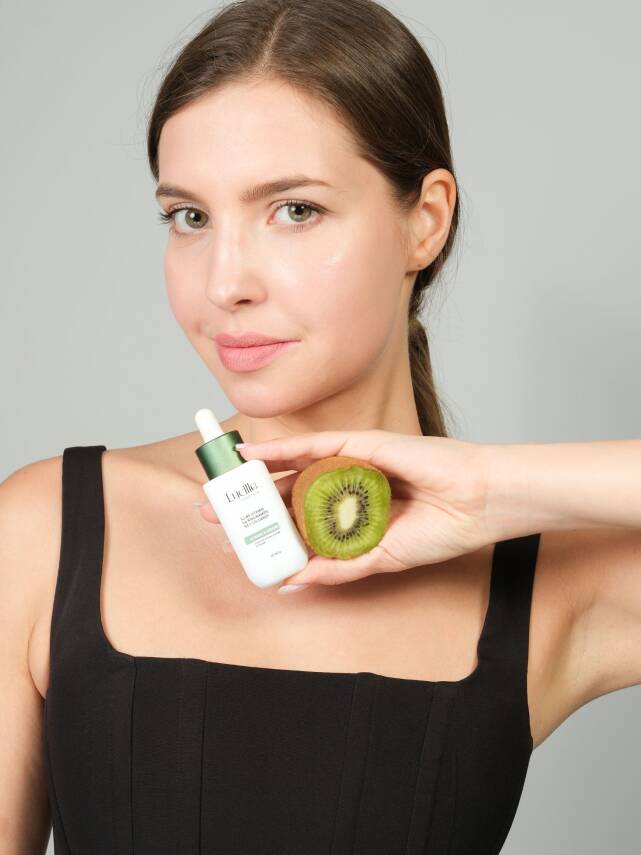 Lucille B Vitamin Serum - Niacinamide ve Kolajen İçerikli - Cilt Aydınlatıcı ve Sıkılaştırıcı( Vegan İçerikli ) - 30 Ml - 6