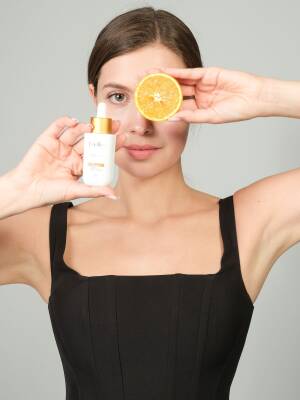 Lucille Vitamin C Serum 30ml | Kolajen İçerikli %100 Vegan Aydınlatıcı Serum - 8