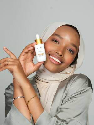 Lucille Vitamin C Serum 30ml | Kolajen İçerikli %100 Vegan Aydınlatıcı Serum - 10