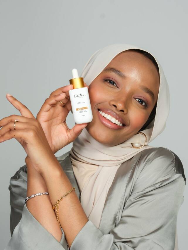 Lucille Vitamin C Serum 30ml | Kolajen İçerikli %100 Vegan Aydınlatıcı Serum - 10